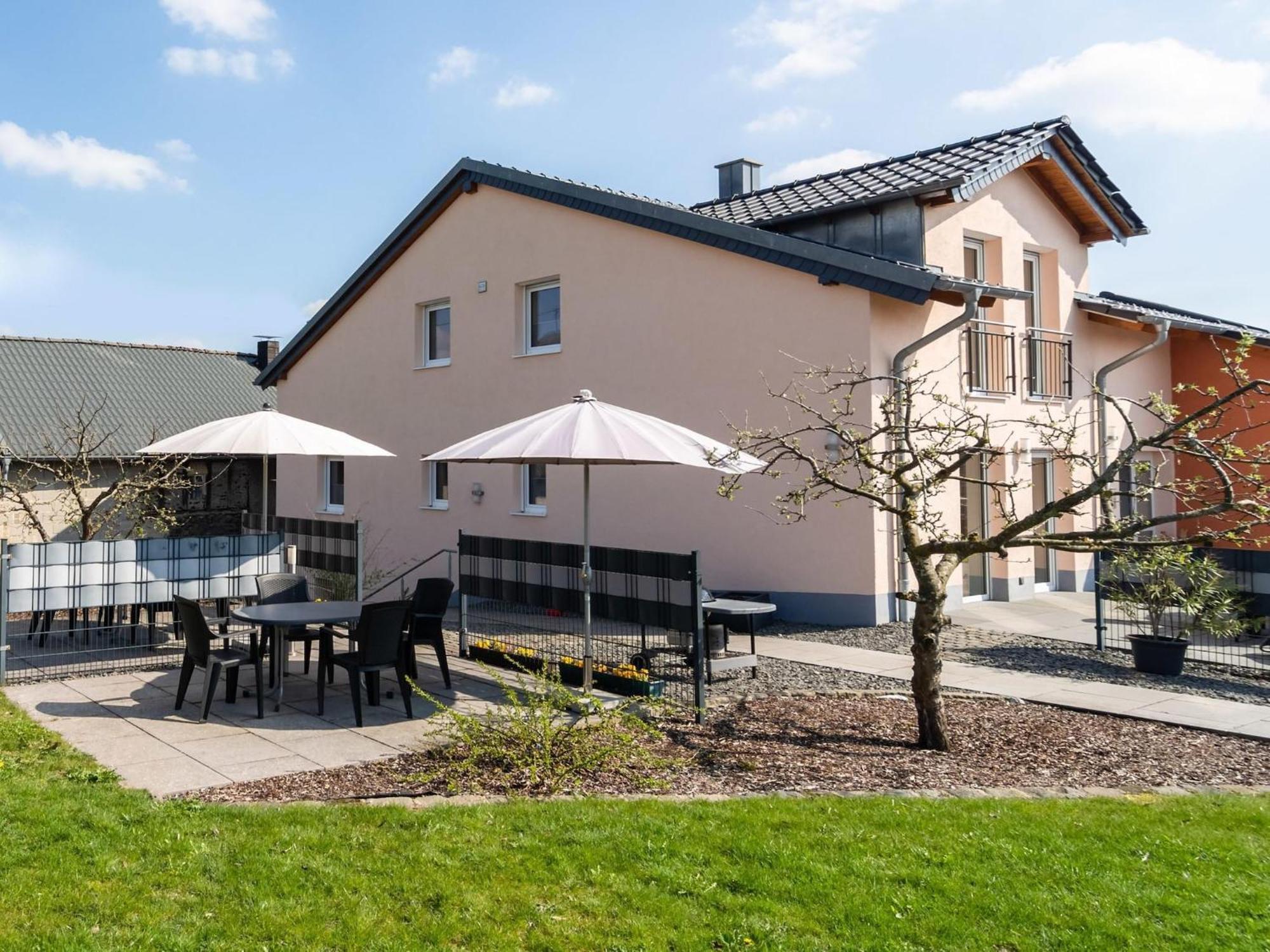 Dreamy Holiday Home In Ellscheid With Terrace Luaran gambar
